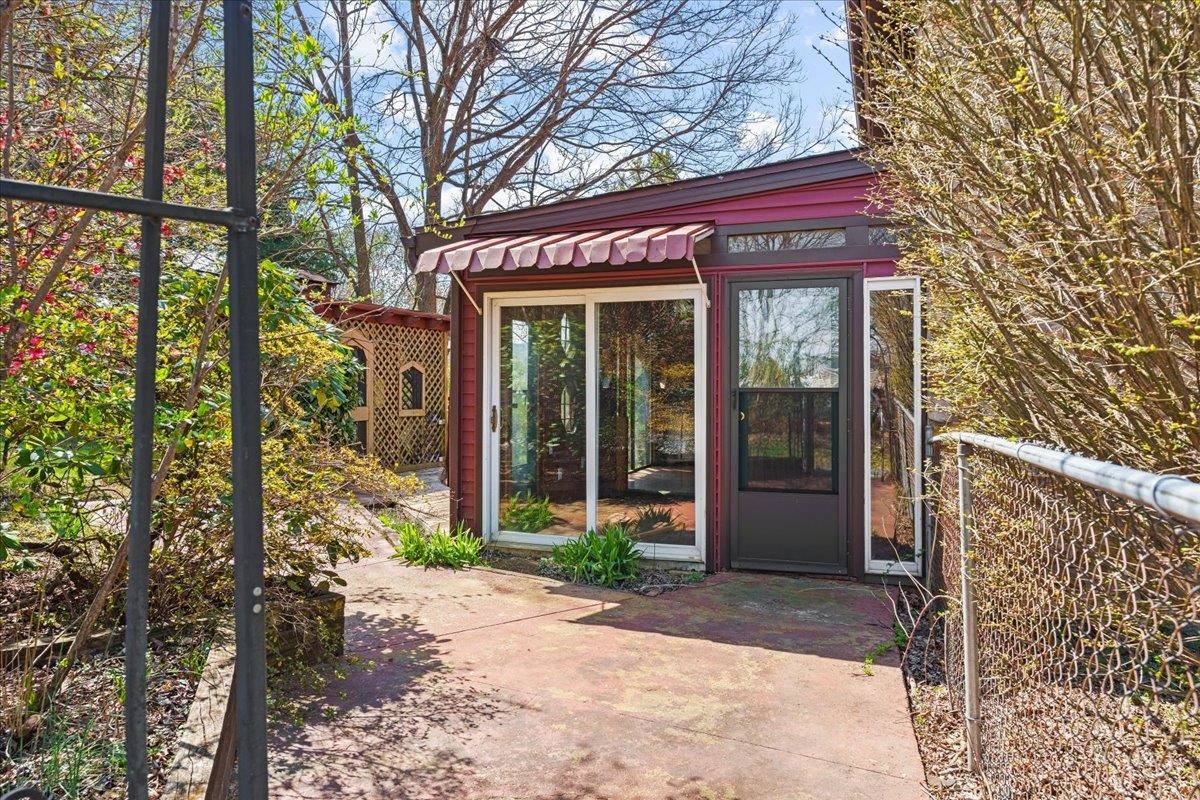 456 Port Republic Road Waynesboro, VA 22980 - Photo 41 of 49 Gallery Image 41