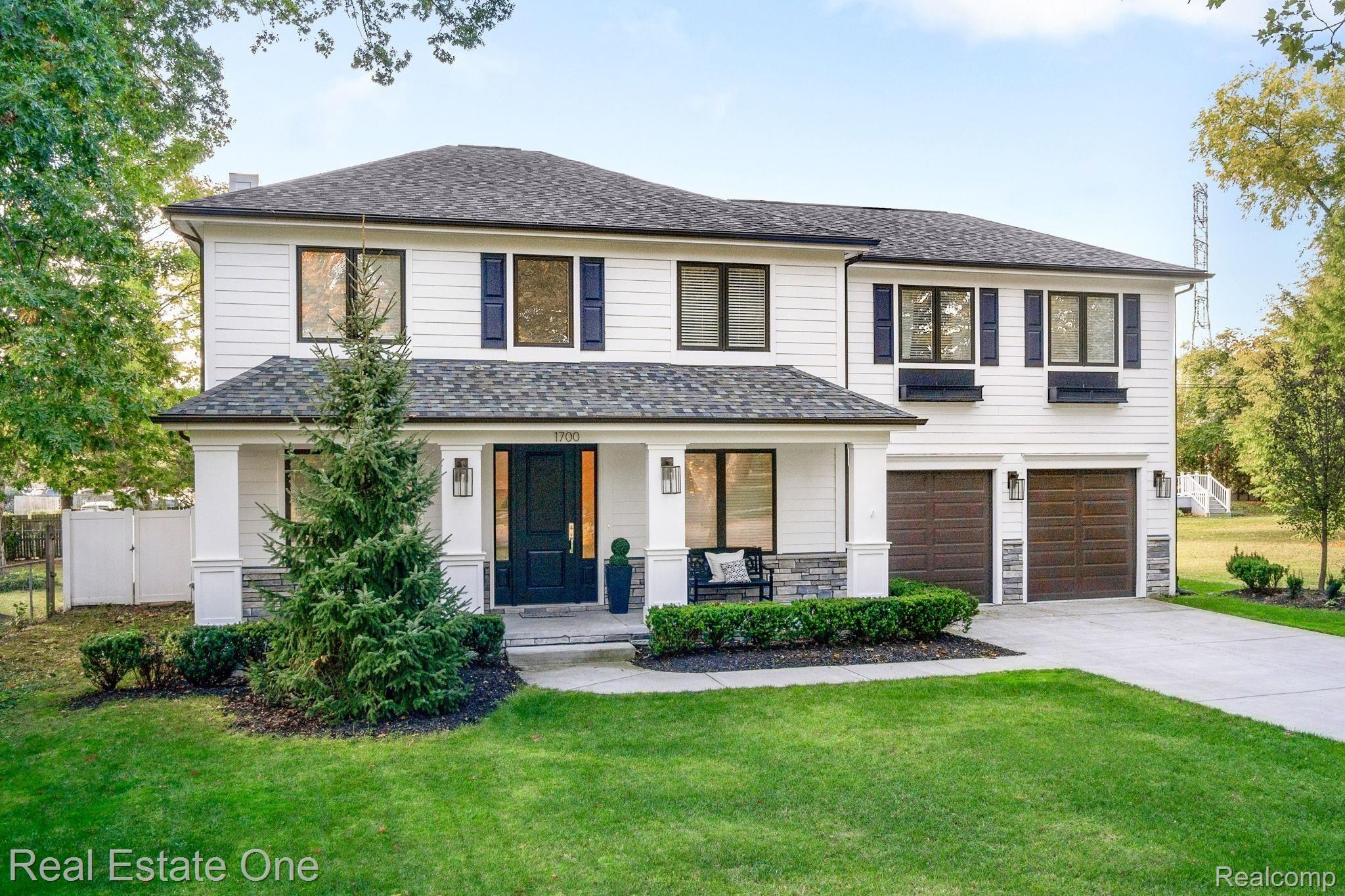 1700 Pembroke Road Birmingham, MI 48009 - Photo 1 of 61 2-web-or-mls-1700-Pembroke-Rd-2.jpg