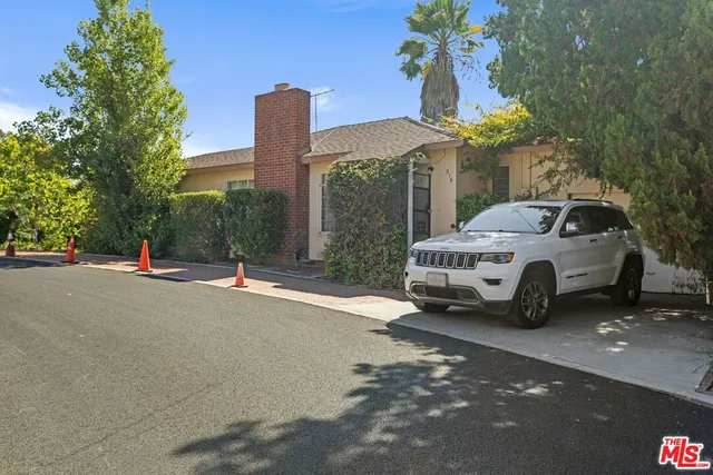 $1,200,000 | 216 Stockbridge Avenue, Alhambra, CA 91801