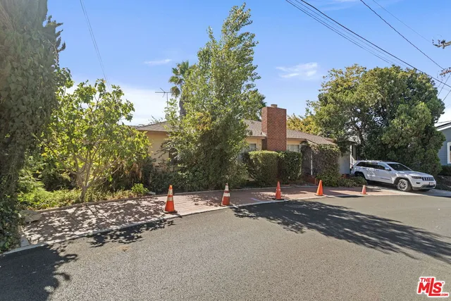 $1,200,000 | 216 Stockbridge Avenue, Alhambra, CA 91801