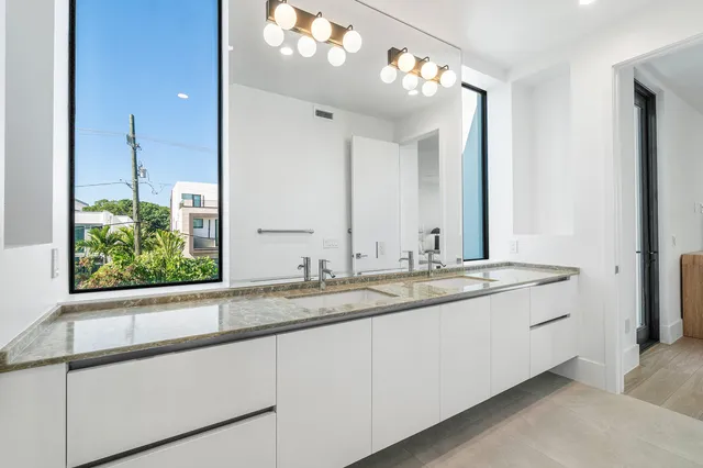 $3,599,000 | 201 Southeast 4th Avenue, Delray Beach, FL 33483