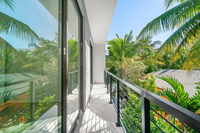 $3,599,000 | 201 Southeast 4th Avenue, Delray Beach, FL 33483