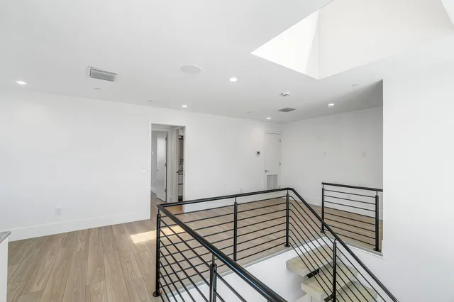 $3,599,000 | 201 Southeast 4th Avenue, Delray Beach, FL 33483