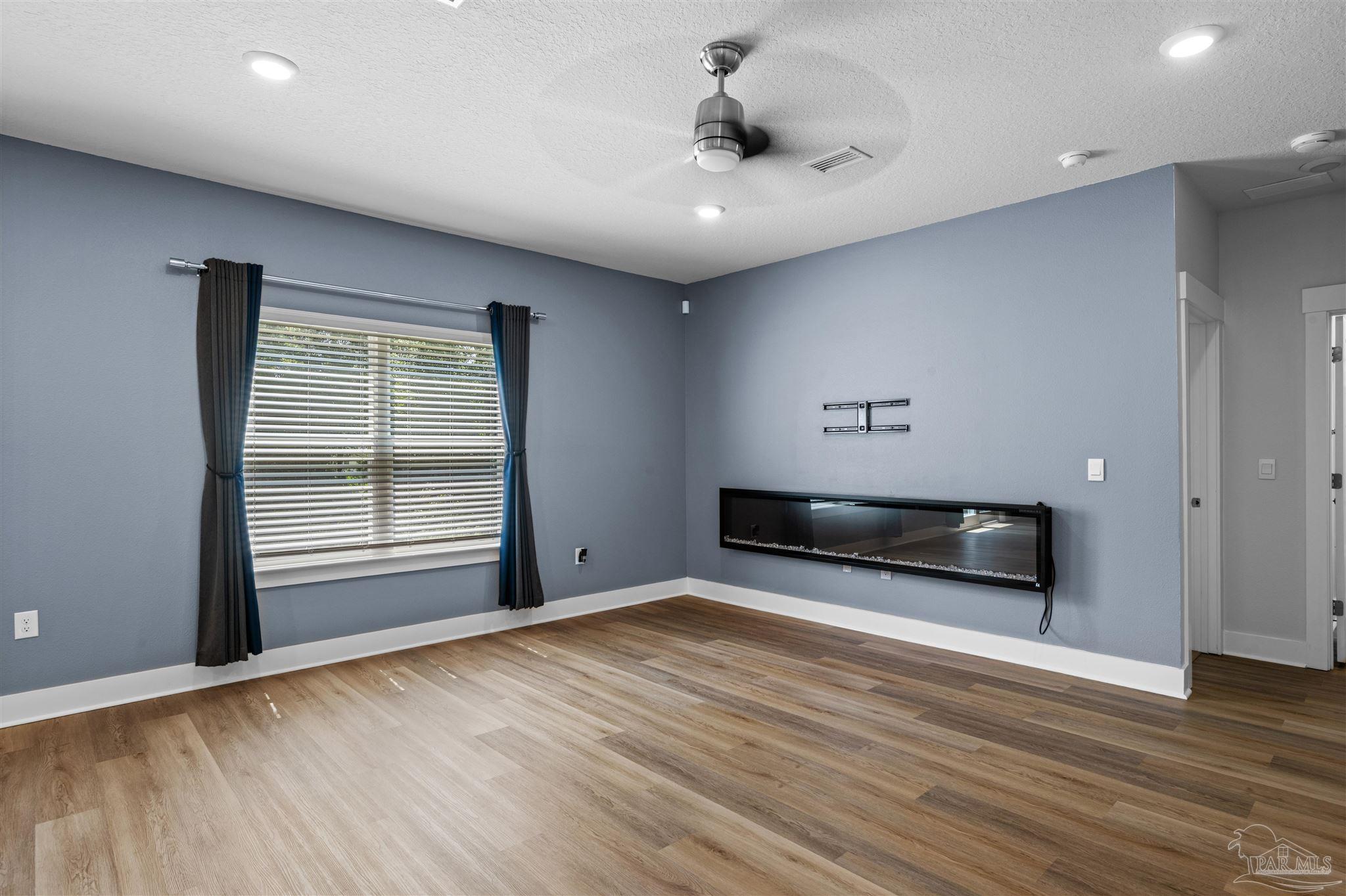 6076 Rutherford Loop Pensacola, FL 32526 - Photo 16 of 41 Gallery Image 16