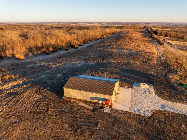 $1,950,000 | 615 Road Martinsville Mo 64467, Denver, MO 64441