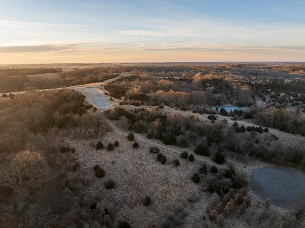 $1,950,000 | 615 Road Martinsville Mo 64467, Denver, MO 64441