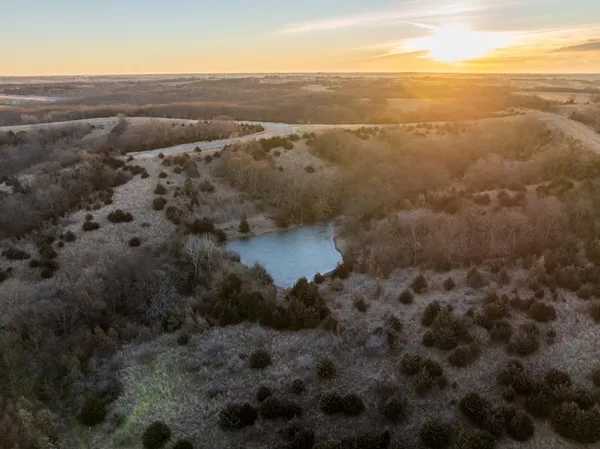 $1,950,000 | 615 Road Martinsville Mo 64467, Denver, MO 64441