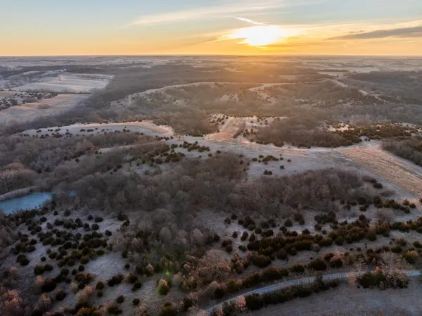$1,950,000 | 615 Road Martinsville Mo 64467, Denver, MO 64441