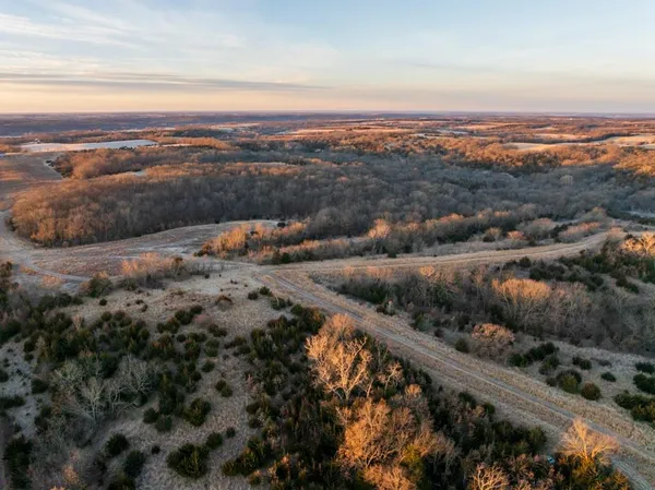 $1,950,000 | 615 Road Martinsville Mo 64467, Denver, MO 64441