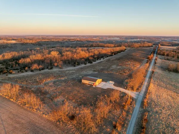 $1,950,000 | 615 Road Martinsville Mo 64467, Denver, MO 64441