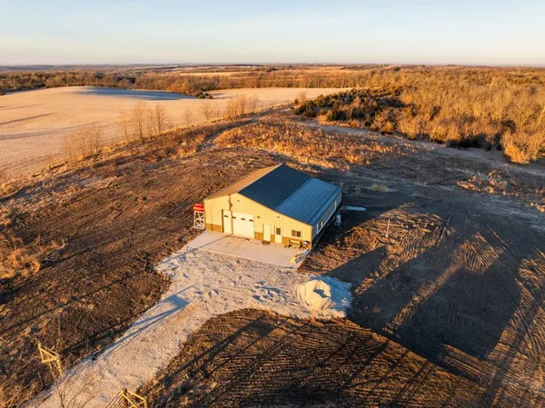 $1,950,000 | 615 Road Martinsville Mo 64467, Denver, MO 64441