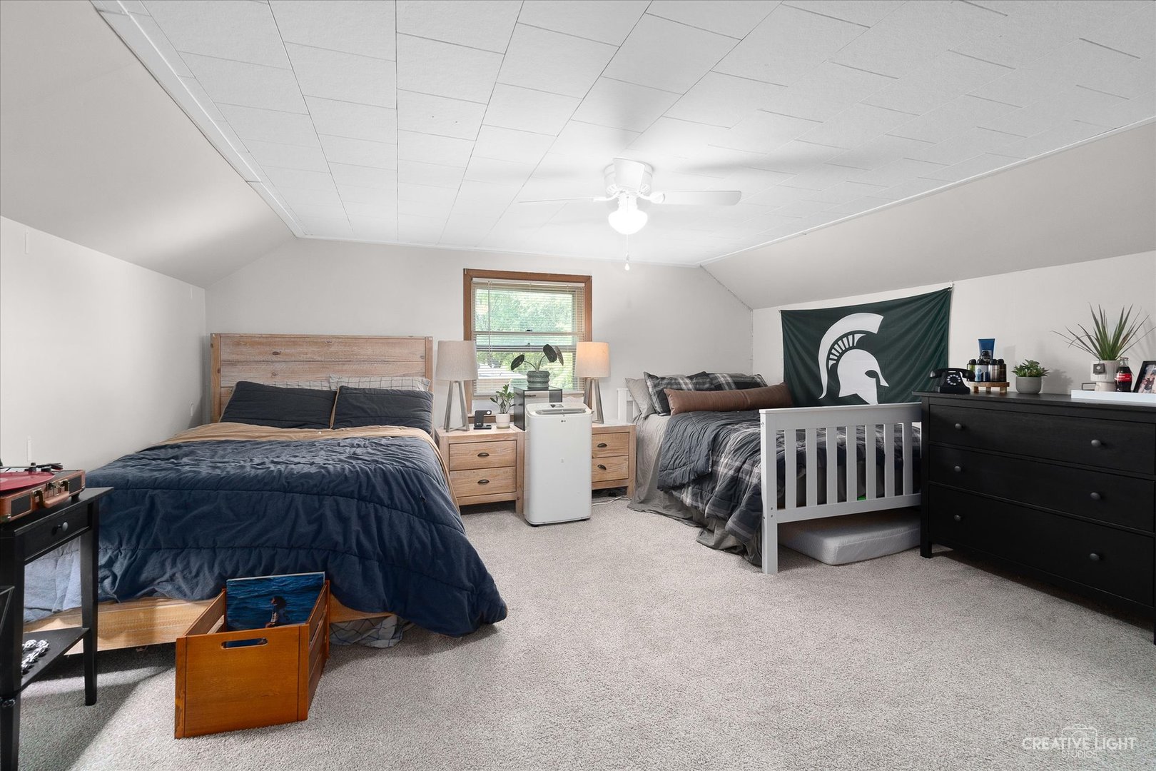 8N510 Thomas Road Hampshire, IL 60140 - Photo 20 of 33 a bedroom with a bed and window