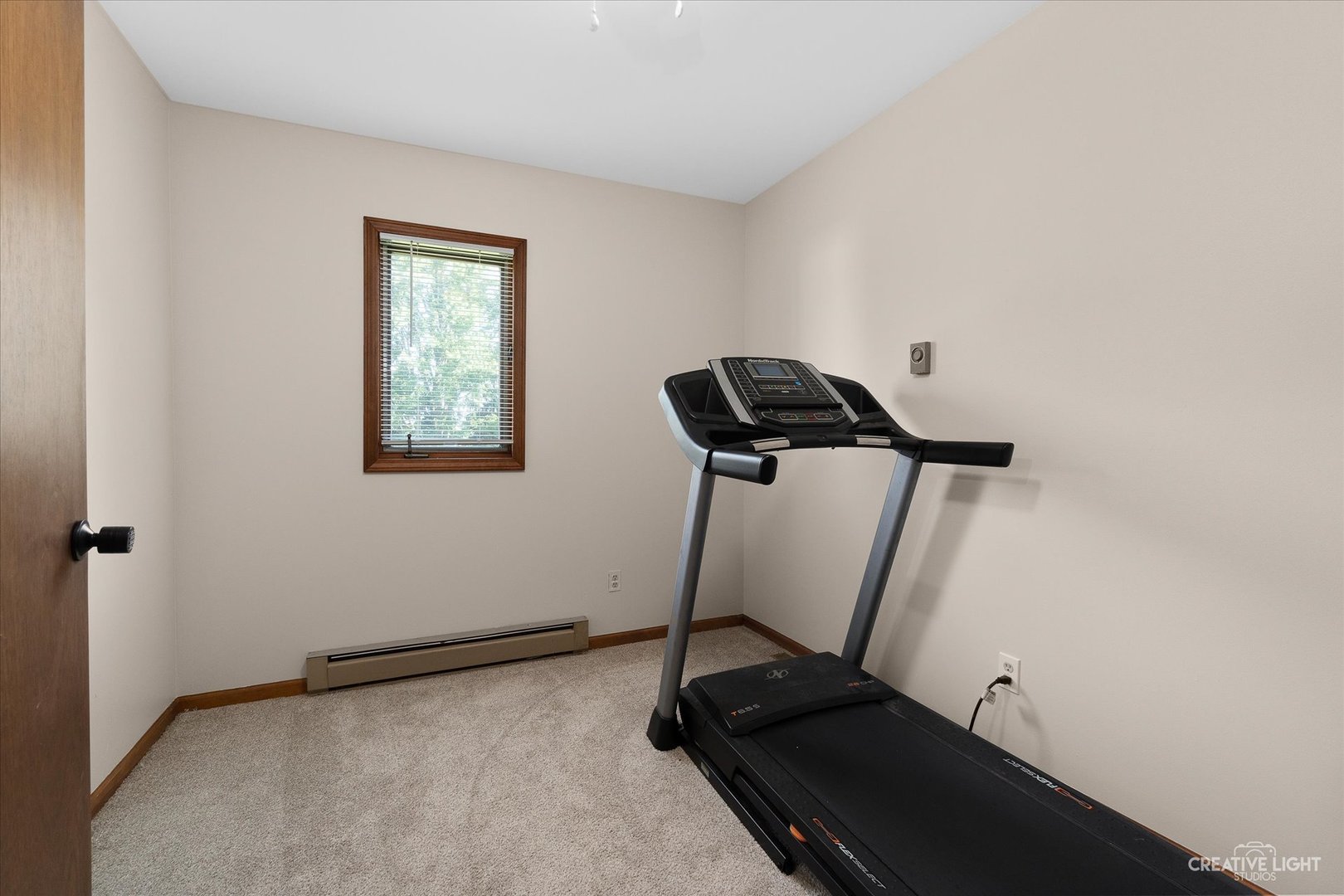 8N510 Thomas Road Hampshire, IL 60140 - Photo 23 of 33 a view of a room with gym equipment