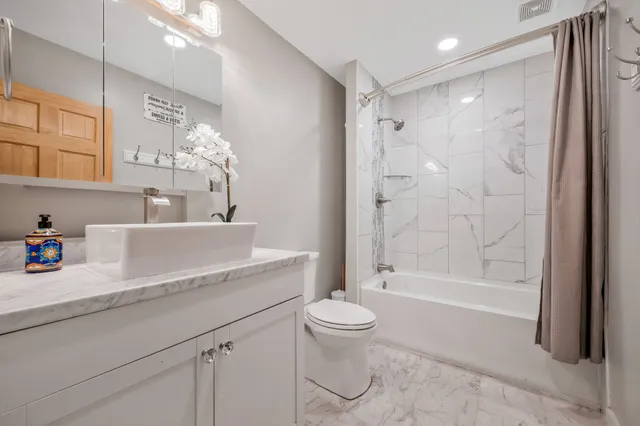 $1,425,000 | 399 Coaling Road, Charlotte, TN 37036