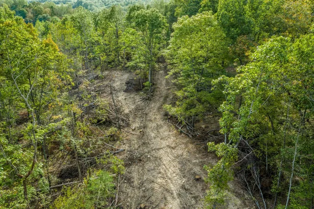 $1,425,000 | 399 Coaling Road, Charlotte, TN 37036