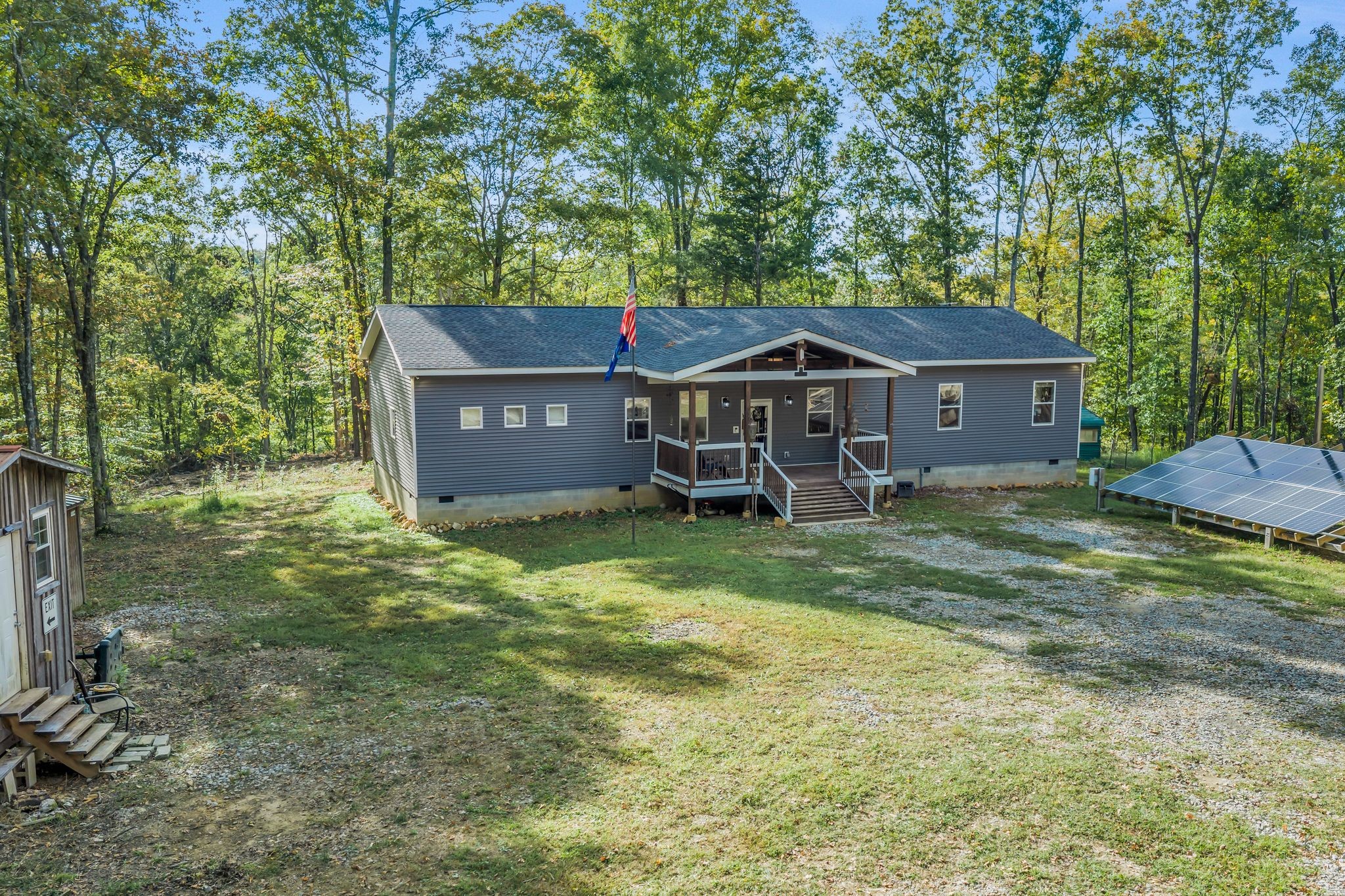 399 Coaling Road Charlotte, TN 37036 - Photo 68 of 73 an outdoor space with garden view
