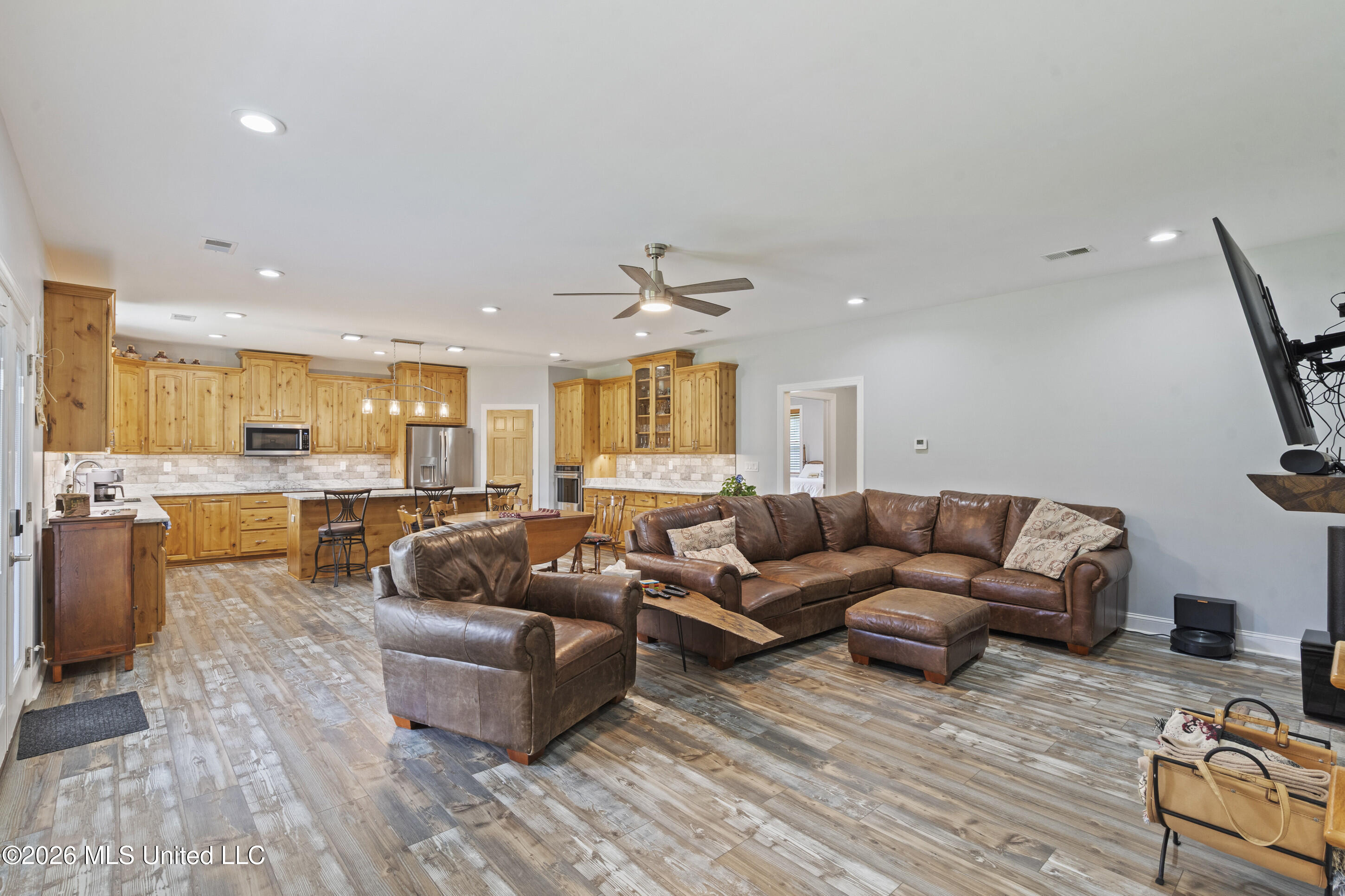 5435 Bright Road Hernando, MS 38632 - Photo 6 of 31 IMG_6472