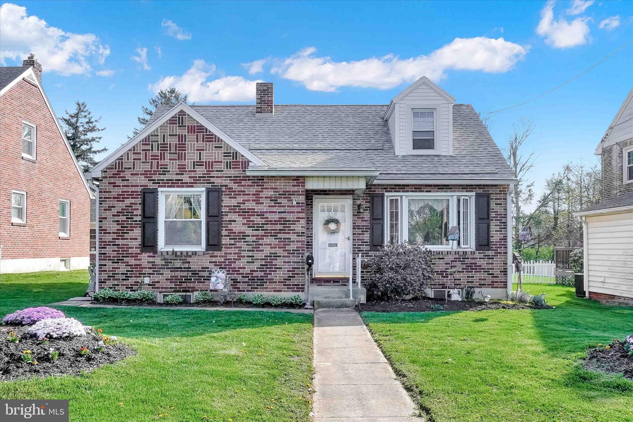 209 North Forrest Street York, PA 17404 - Photo 1 of 24