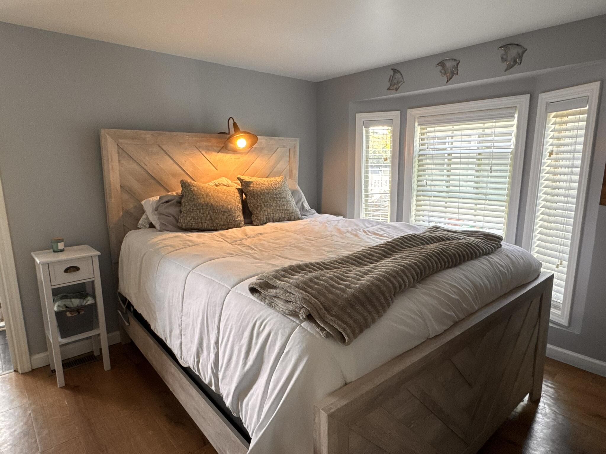 185 Cotuit Road, Unit BE4 Sandwich, MA 02563 - Photo 12 of 29 a bedroom with a bed and a window