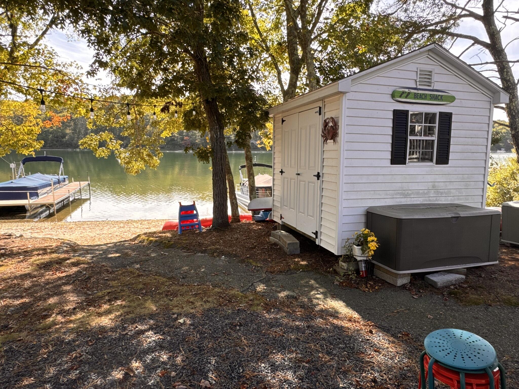 185 Cotuit Road, Unit BE4 Sandwich, MA 02563 - Photo 17 of 29 a front view of a house with garden