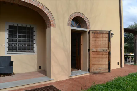 $3,890,000 | 38 Empoli 38 Empoli (fire 38 Empoli (firenze), Fi Itali, FI 50053