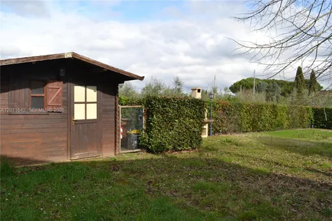 $3,890,000 | 38 Empoli 38 Empoli (fire 38 Empoli (firenze), Fi Itali, FI 50053