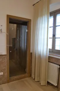 $3,890,000 | 38 Empoli 38 Empoli (fire 38 Empoli (firenze), Fi Itali, FI 50053