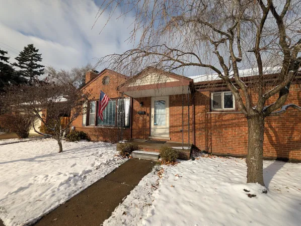 $237,500 | 1300 Venice Street, Dearborn, MI 48124