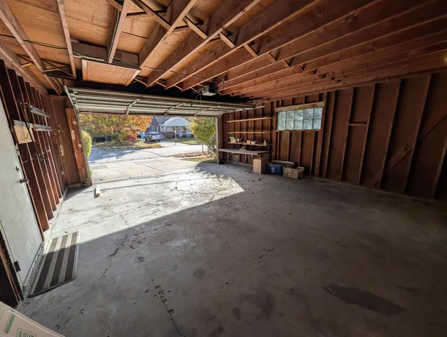 $237,500 | 1300 Venice Street, Dearborn, MI 48124