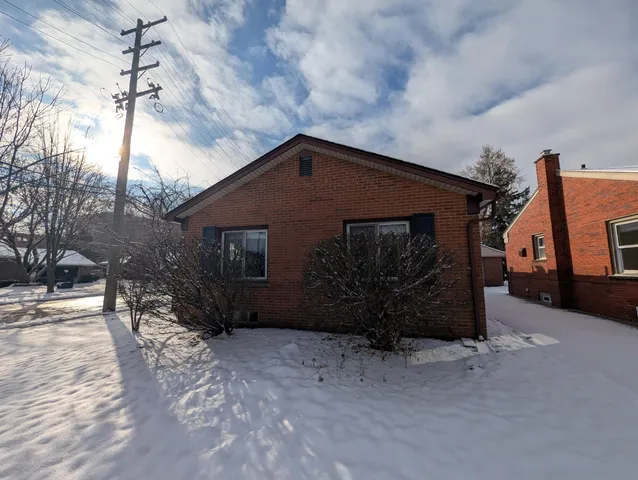$237,500 | 1300 Venice Street, Dearborn, MI 48124
