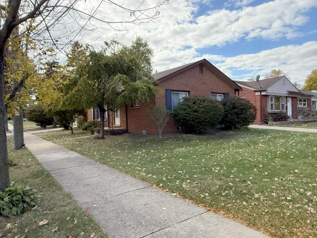 $237,500 | 1300 Venice Street, Dearborn, MI 48124