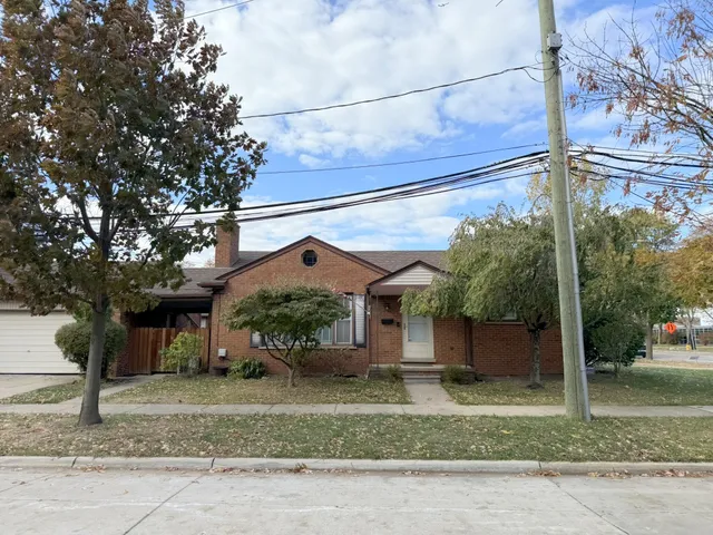 $237,500 | 1300 Venice Street, Dearborn, MI 48124