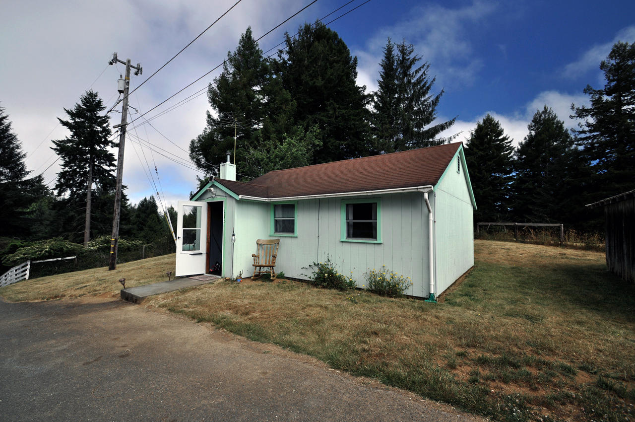 227 Lucchesi Road Arcata, CA 95521 - Photo 3 of 23
