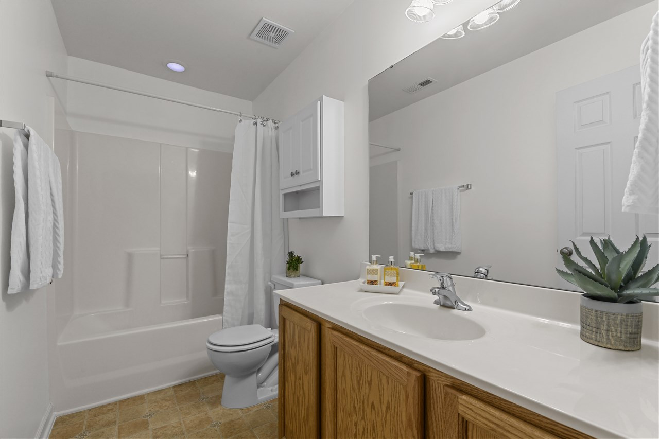 8235 Martello Lane Raleigh, NC 27613 - Photo 12 of 14 Photo 12