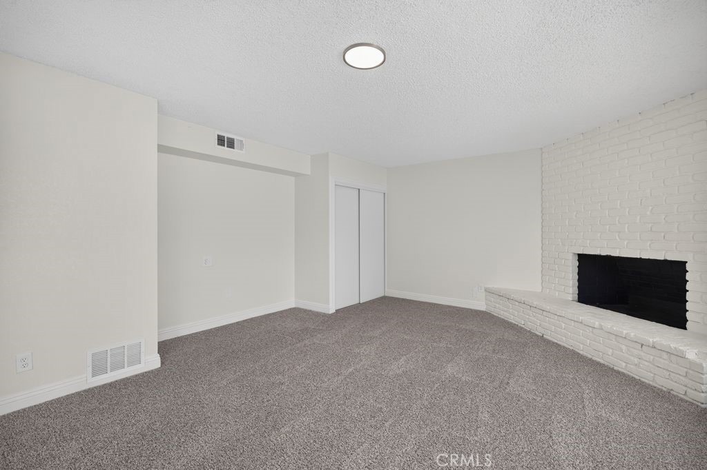 932 North Encina Avenue Rialto, CA 92376 - Photo 15 of 28