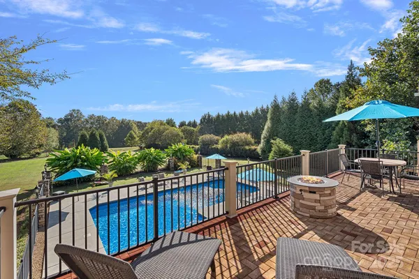 $1,595,000 | 159 Riverchase Lane, Mooresville, NC 28115
