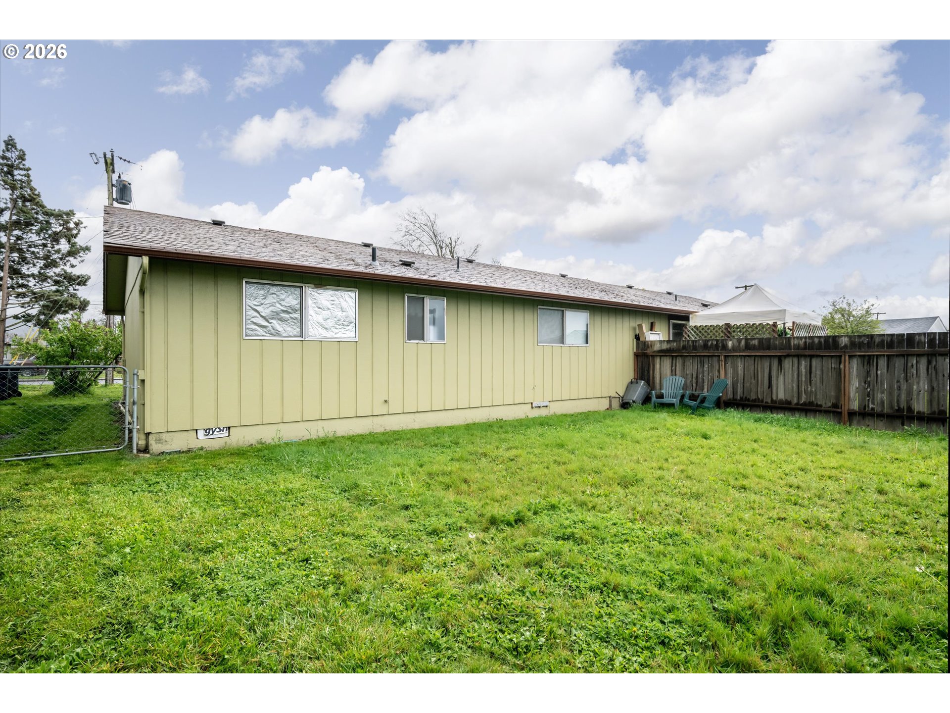 3542-3544 E Street Springfield, OR 97478 - Photo 2 of 11 Backyard