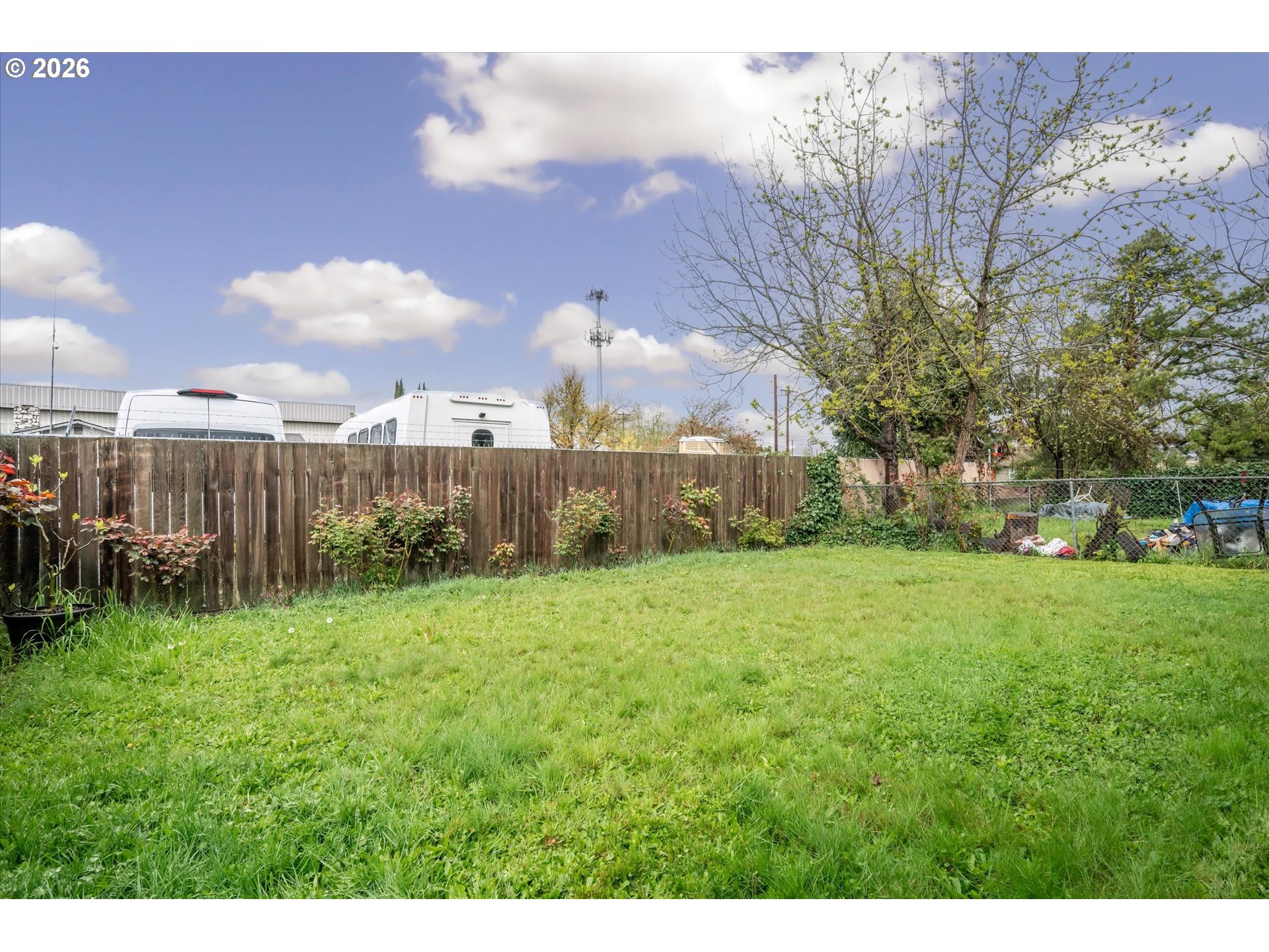 3542-3544 E Street Springfield, OR 97478 - Photo 3 of 11 Backyard