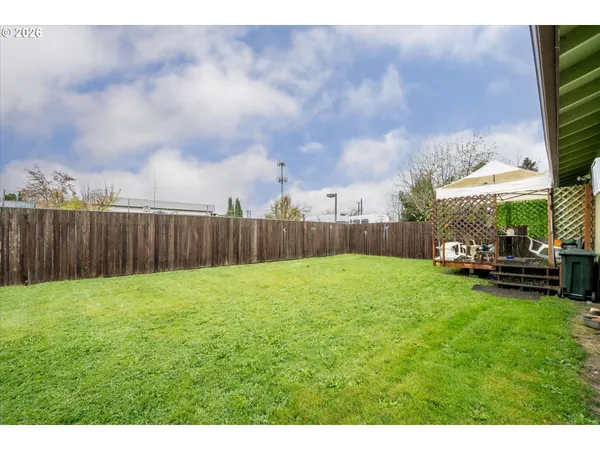 $449,000 | 3542-3544 E Street, Springfield, OR 97478