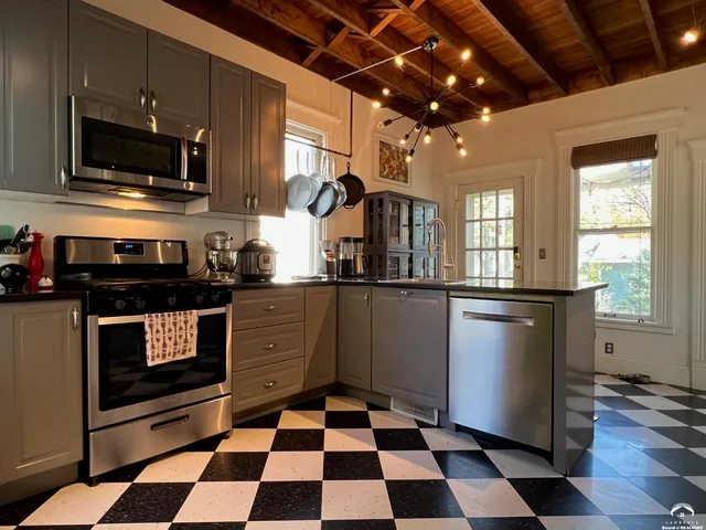 $394,900 | 1240 Rhode Island Street, Lawrence, KS 66044