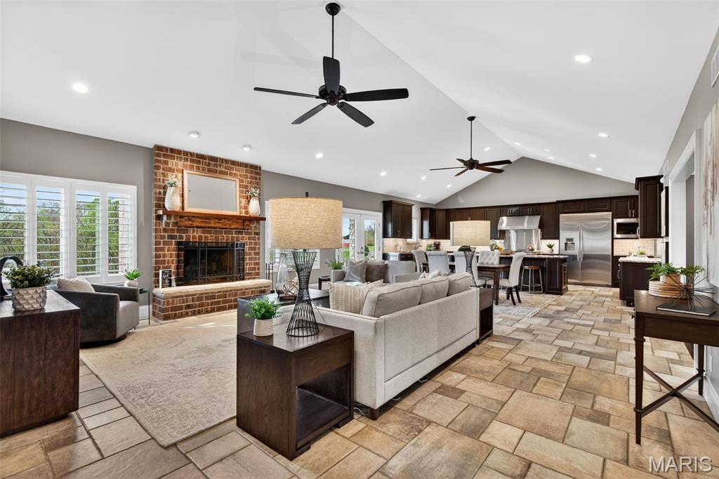 10349 Bauer Road St. Louis, MO 63128 - Photo 12 of 76 Gallery Image 12