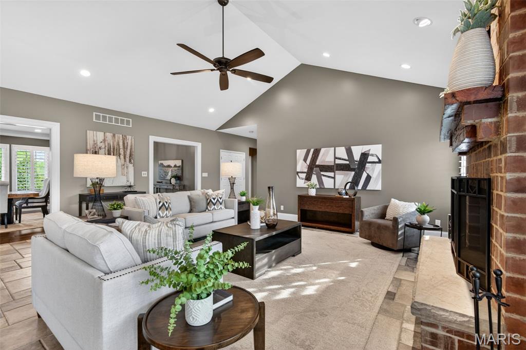 10349 Bauer Road St. Louis, MO 63128 - Photo 15 of 76 Gallery Image 15