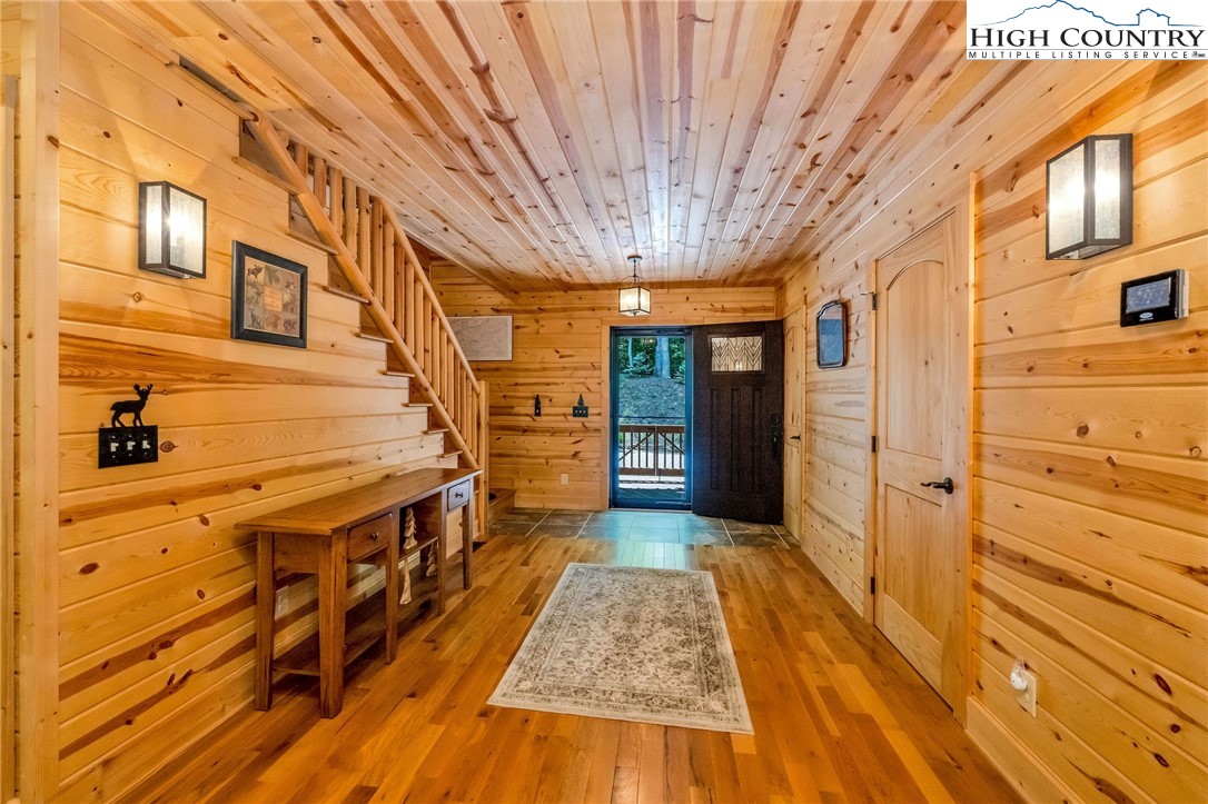 180 Raccoon Ridge Lansing, NC 28643 - Photo 6 of 42 Gallery Image 6