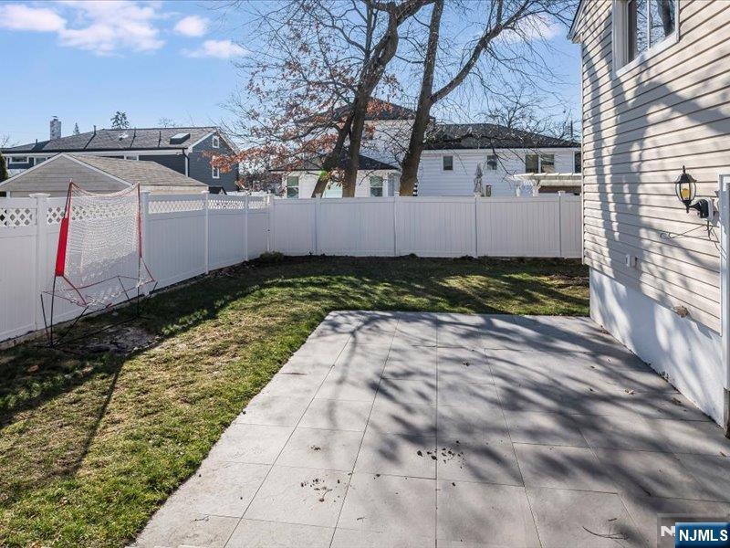 15 Windemere Road Verona, NJ 07044 - Photo 2 of 5