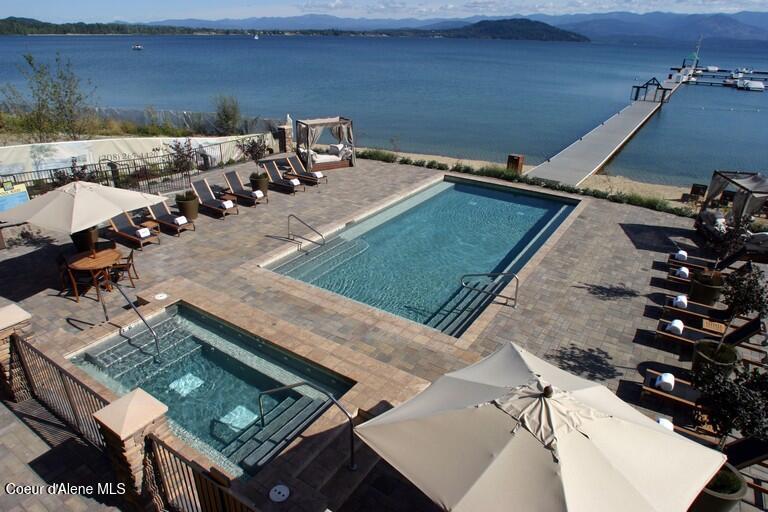 802 Sandpoint Avenue, Unit 8301 Sandpoint, ID 83864 - Photo 60 of 61 Seasons Pool Deck