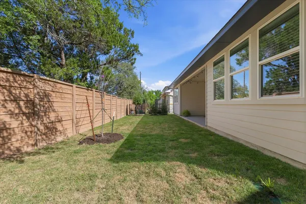 $328,900 | 161 Spangle Way, Kyle, TX 78640