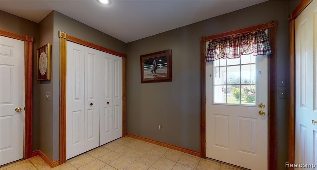 1189 Mayer Road St. Clair, MI 48079 - Photo 23 of 61 SouthSideDoorMuddRoom.jpg
