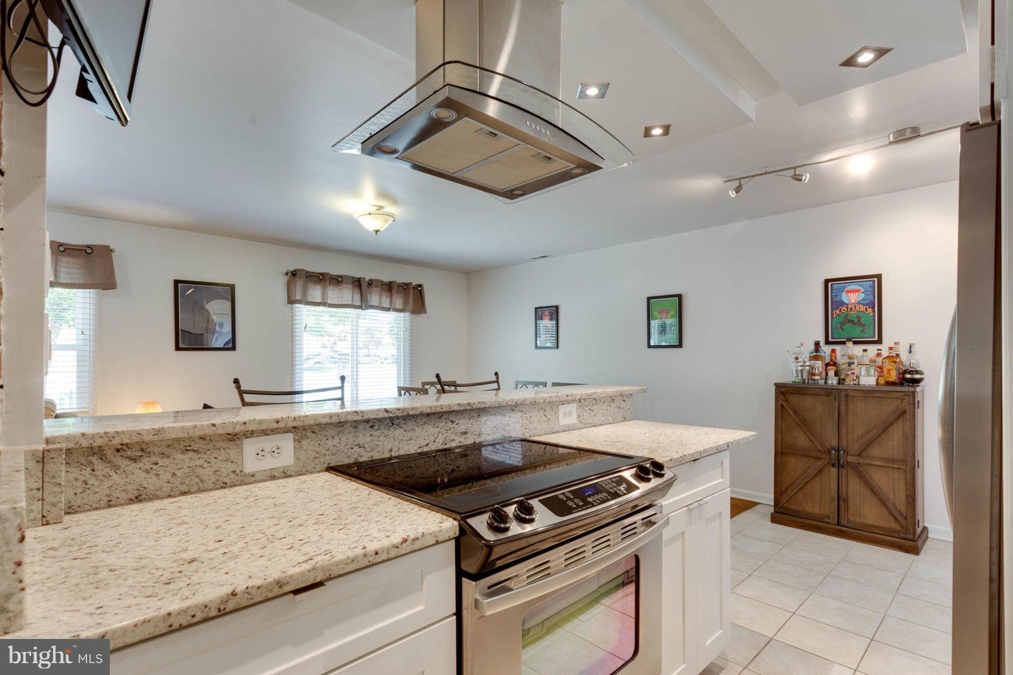 6405 Franconia Road Springfield, VA 22150 - Photo 11 of 26 Kitchen