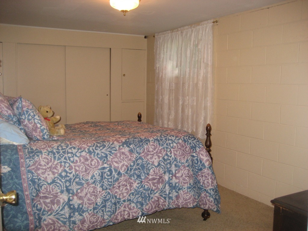 18949 Cook Road Southeast Yelm, WA 98597 - Photo 13 of 15 Gallery Image 13