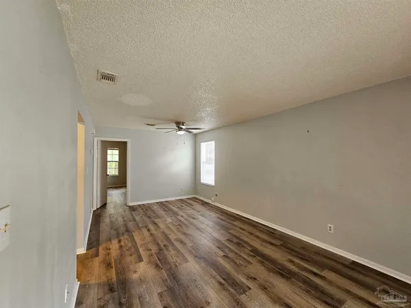 $850 | 6288 Hamilton Bridge Road, Unit 704, Milton, FL 32570